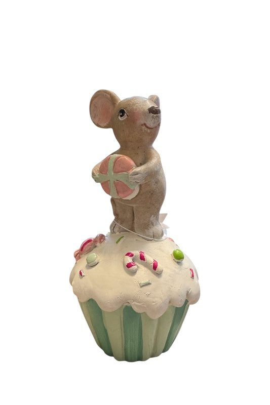 Karácsonyi dekoráció egér muffinnal
