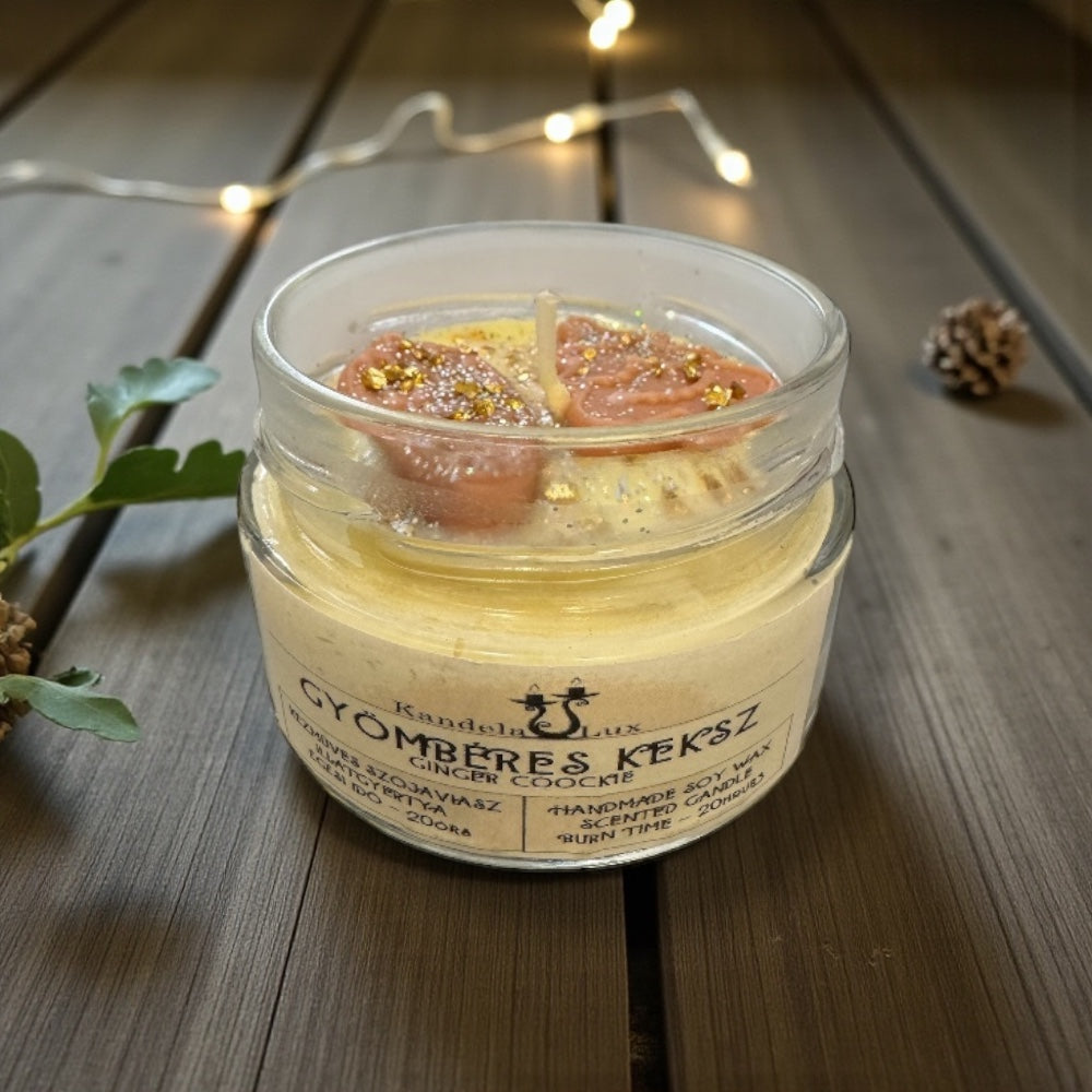 KandelaLux illatgyertya Gyömbéres keksz 25 órás Lapos üveges