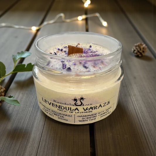 KandelaLux illatgyertya Levendula varázs 25 órás Lapos üveges